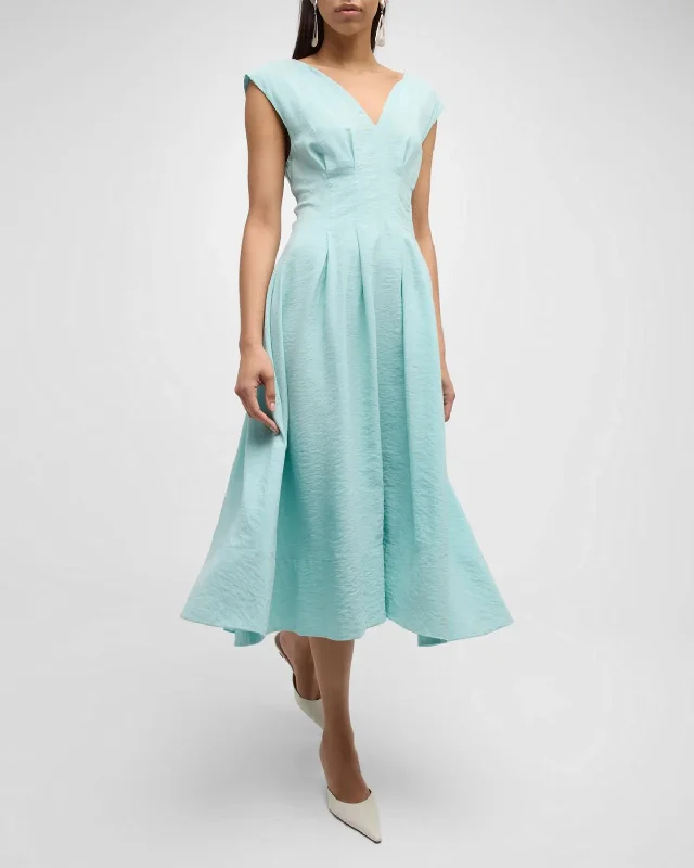 Marcie Seamed Midi Dress In Eggshell Blue