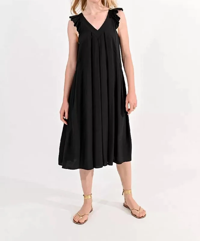 Loose Fitting Dress In Black