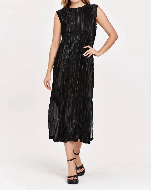 Audrina Dress In Black Lighting