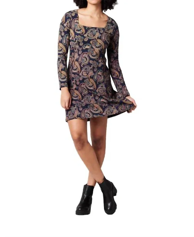 Sonnet Dress In Dark Blue Paisley